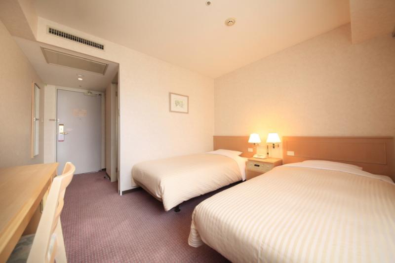 Kofu Washington Hotel Plaza Exterior foto
